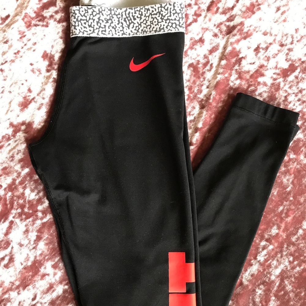 Nike dry fit work out pant